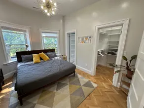 Quiet 2BR/2BA Home w/Sunroom, 1 Mile to the Lake! - Image 4