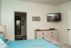 Cellar Creek Farm Guest House - Image 4