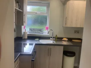 Fully refurbished cosy house - Image 4