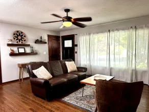 Cozy & Stylish Hillsboro Home - Image 3