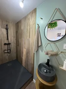 Nice cozy independent studio - Image 5