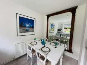 Designer Cottage with Parking - Esher Surrey - Pass the Keys - Image 2