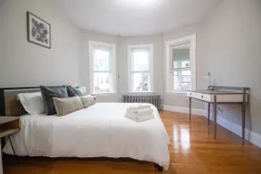 Bright & Updated 2BR in Brighton | Free Parking - Image 3