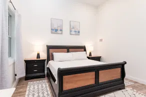 Newly Built En Suite - Image 2
