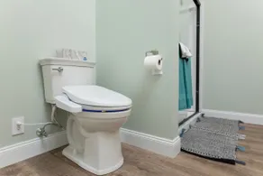 Newly Built En Suite - Image 4