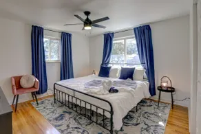6Bed Cozy Retreat, Great Location, Fire Pit, BigTv - Image 5