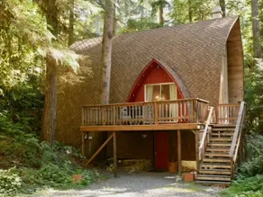 The Lazy A Cabin: Rustic Charm + Modern Comfort! - Image 3