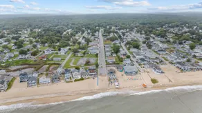#35 - Beautiful 3 BR Beach Haven - Image 3