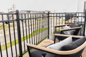 New Luxury Apartment in Billings - Image 3