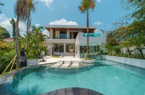 Casa Infinito - Resort Style 8 Bedroom Villa in Canggu - Image 2