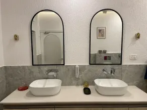 Studio West • Entire Rental Unit • Free Parking - Image 3