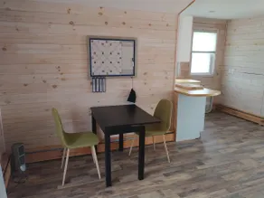 Upper Room Glamp Apartment - Image 5