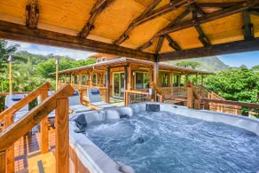 The Iconic Bamboo House~Hot Tub~Panoramic Views~AC - Image 5