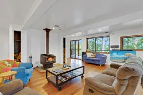 Hastings Bay Retreat - Image 2