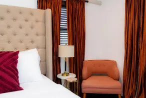 Luxury in the Heart of Brooklyn - Image 2