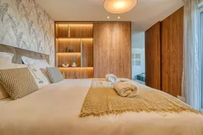 Bois de Vincennes · Luxury & Balcony · 4P - Image 2