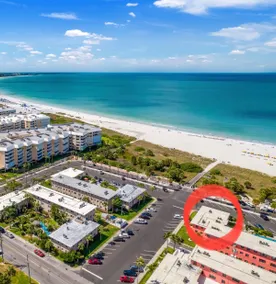 Beach views ~ private rooftop sundeck. GW #1106 - Image 2
