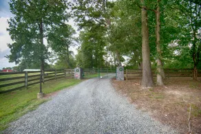 Shepard Farm - Image 2