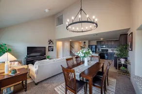Gorgeous Spacious House in Central Richmond - Image 4