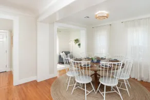 The Grand Escape | Central Location | 3 Bed 2 Bath - Image 2