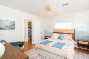 The Grand Escape | Central Location | 3 Bed 2 Bath - Image 4