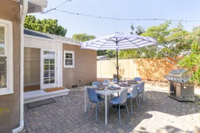The Grand Escape | Central Location | 3 Bed 2 Bath - Image 5