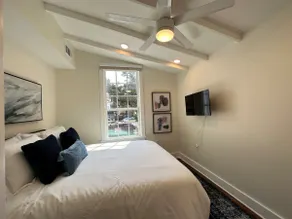 Beautifully Restored New Orleans 5BR w/ Parking! - Image 2
