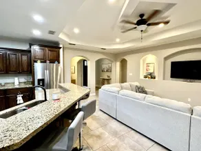 Golden Sanctuary/ Spacious 3 bed, 2 baths - Image 5