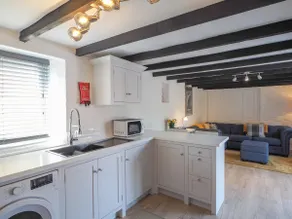 The Coach House Newcastle Emlyn - Image 5