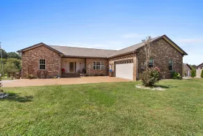Country Living at its finest - Image 3