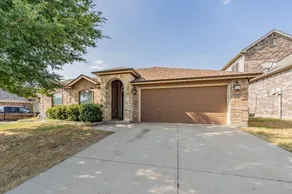Charming Luxury 4BD/2BT Spacious Home Burleson - Image 3