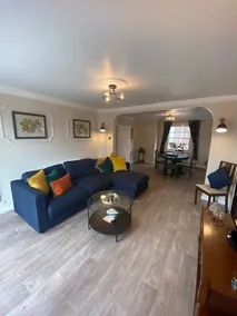 Town Centre Apartment - Image 2
