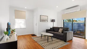 Nth Central 3Bed 2bath - Split Systems throughout! - Image 2
