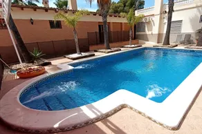 Elche ideal for families, WiFi, air, pool, barbecue - Image 5