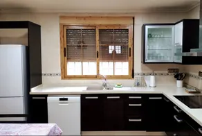 Elche ideal for families, WiFi, air, pool, barbecue - Image 3