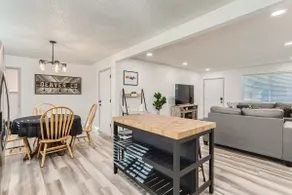 Work Ready 2BR Pet Friendly Near Red Rocks Denver - Image 3