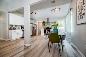 Stylish Family Friendly Bungalow - Image 5