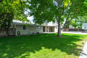 Bruneau Bungalow Side B - Image 3