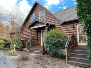 3 King Suites | 1pm Checkout | Hike Skyline Drive - Image 2