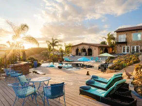 Tropical Resort 7 Bed 4 Acres - Image 2