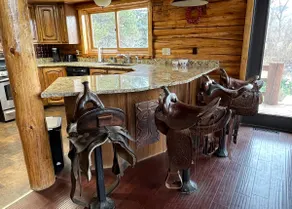 Family Ski Cabin with Pool & hot tub - Image 5