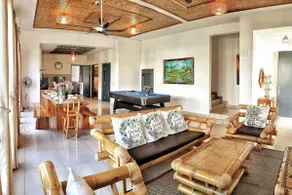 Bali Villa -Bbq/KTV/Jacuzzi/Pool Table/70-inch TV - Image 2