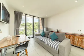 Spacious 1 BR Suite Room in Central Labuan Bajo - Image 4