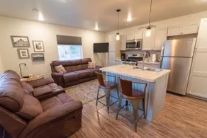 Downtown w/ Parking, Wi-Fi, Kitchen, and Laundry! - Image 2