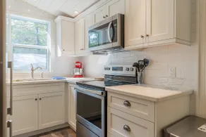 Pet Friendly | Mins to Arrowhead | Waterfront - Image 3