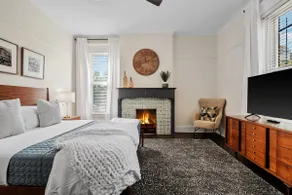 Luxury Living: Grand 7BR/5BA near Everything - Image 3