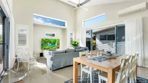Cabarita Reef House - Pool, Lake, Beach & AC! - Image 4