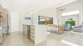 Cabarita Reef House - Pool, Lake, Beach & AC! - Image 5