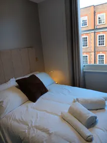 Room 9 - Second Floor Front - Image 2