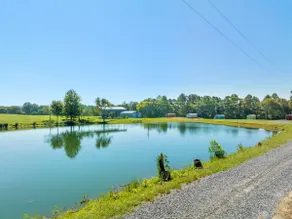 Hunter's Dream at Serendipity Cabins - Image 3